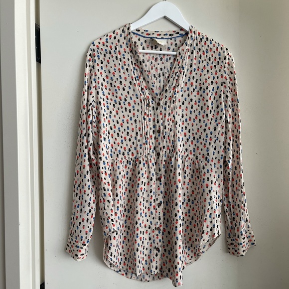 Anthropologie Tops - Anthro Maeve “People” Printed Pintuck Blouse